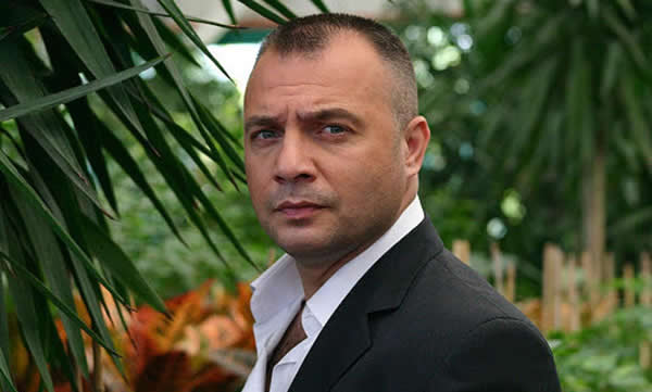 Oktay kaynarca kimdir? içeriğine ait görsel